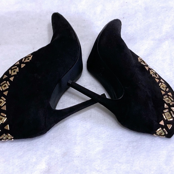 Zigi Soho Studded Black Faux Suede Leather Ankle Boots Shoes Sz 6 - Picture 5 of 5